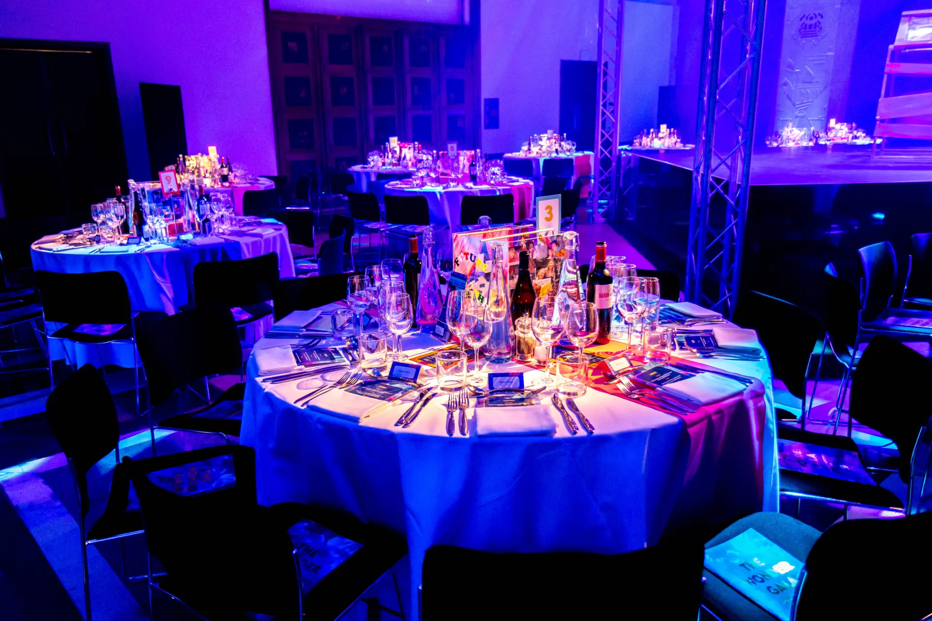 Wondeer Gala Table Decor 2024