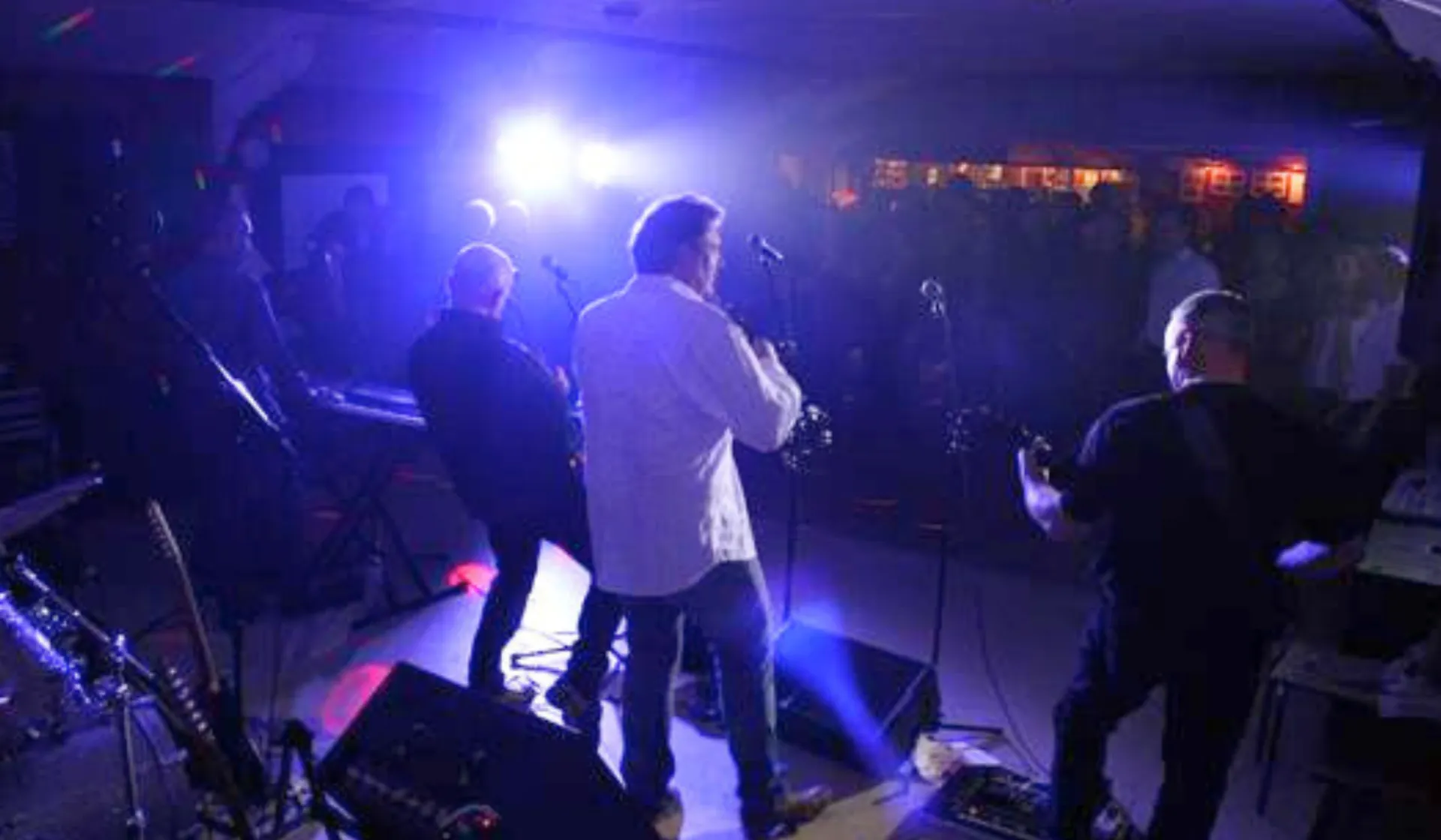 shot in the dark performing