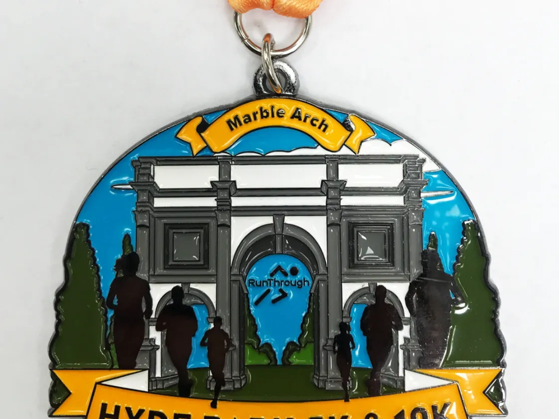 Hyde Park running event finishing medal of marble arch