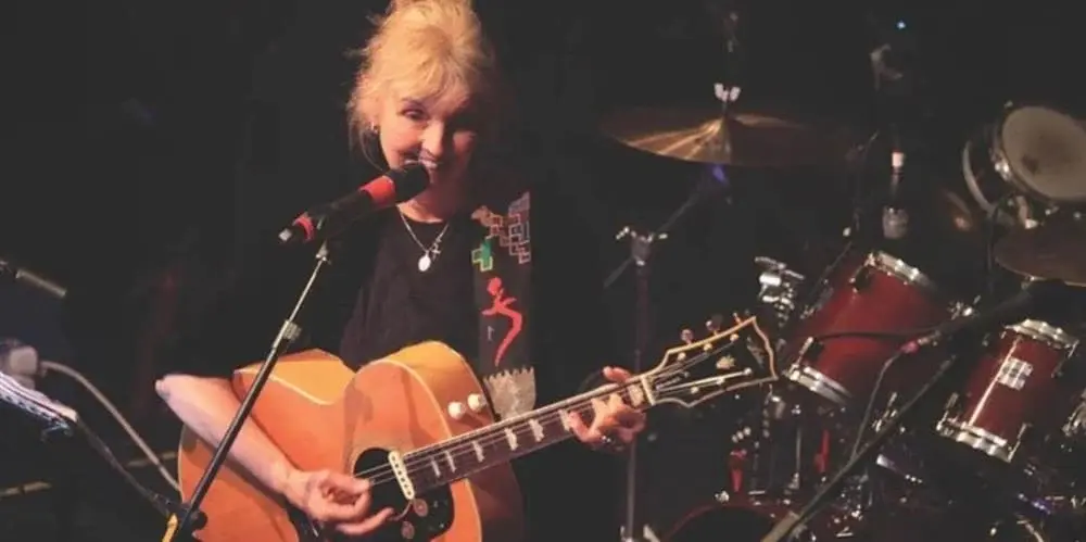 Jo Collins performs at Jo Collins and Friends